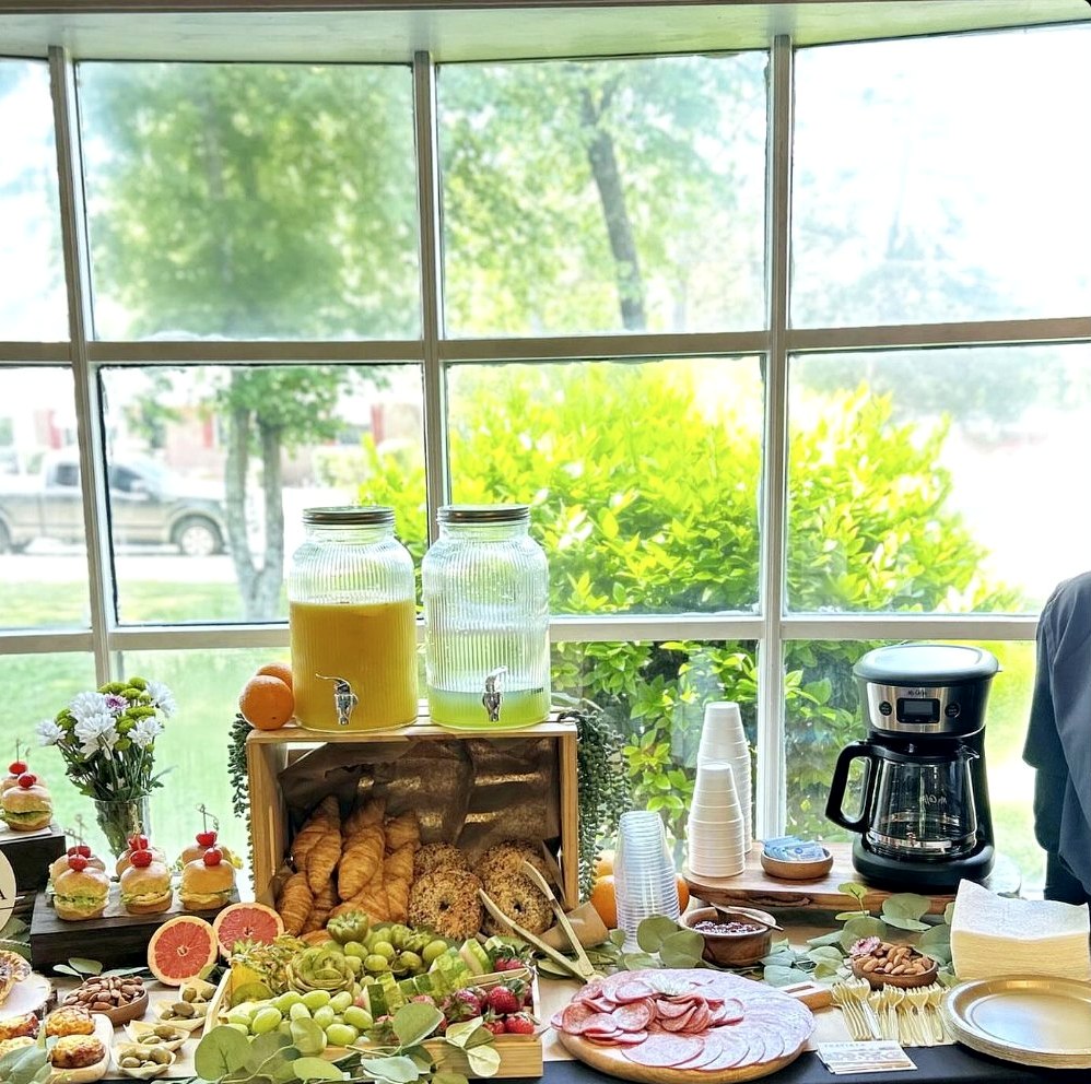 La Traviata grazing setup by the window